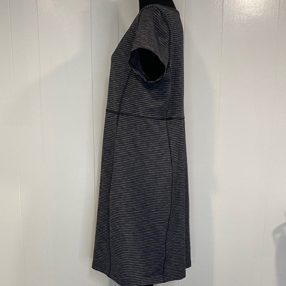 Duluth Trading Co Dress Striped Knit Minimalist Athleisure Casual Chic Medium - Picture 11 of 14